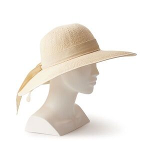 Wide-Brim Straw Sun Hat in Cream with Ribbon